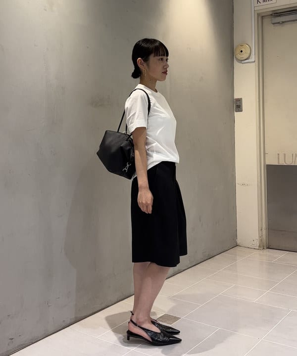 野村 美紅さんの「BEAMS WOMEN｜SLOANE / コットン天竺  Tシャツ」を使ったコーディネート