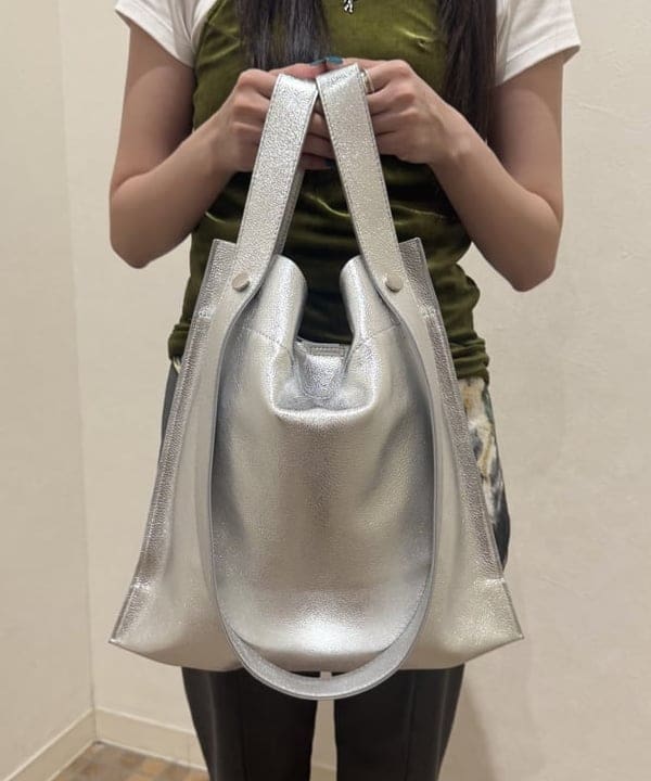 amiriさんの「BEAMS WOMEN｜ストレッチ カプリ パンツ」を使ったコーディネート