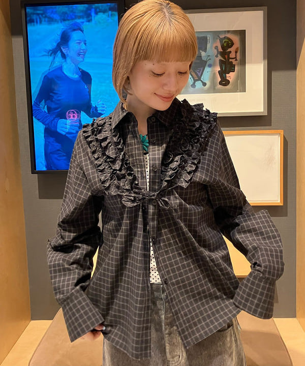 Hazukiさんの「BEAMS WOMEN｜フロッキー デニム ワイド パンツ」を使ったコーディネート