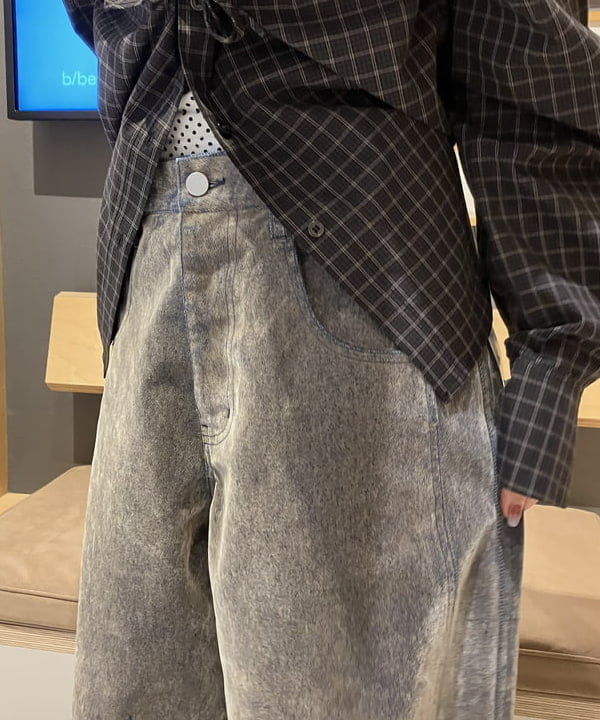 Hazukiさんの「BEAMS WOMEN｜フロッキー デニム ワイド パンツ」を使ったコーディネート