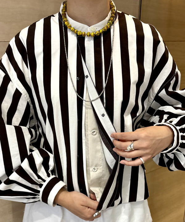 吉野 多恵さんの「BEAMS WOMEN｜HAVERSACK / ストライプ シャツ」を使ったコーディネート