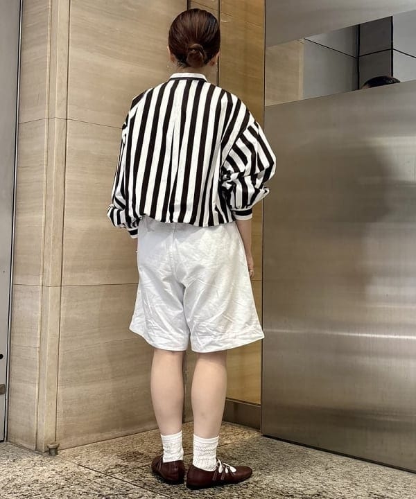 吉野 多恵さんの「BEAMS WOMEN｜HAVERSACK / ストライプ シャツ」を使ったコーディネート