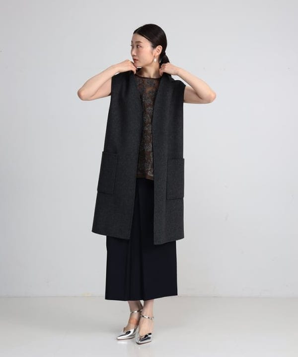 隈元 楓さんの「BEAMS WOMEN｜モールヤーン フラワー ブラウス」を使ったコーディネート