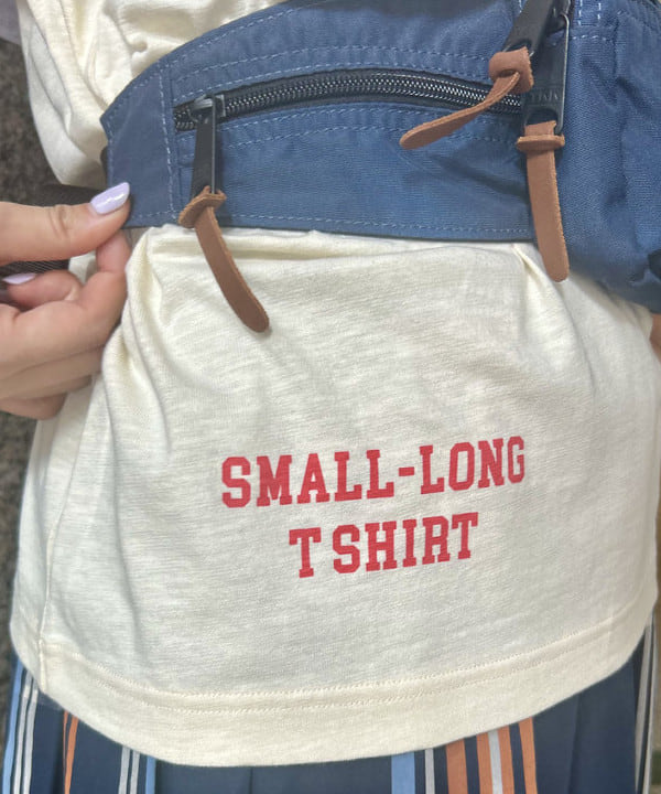 小原 もこさんの「BEAMS WOMEN｜GREGORY / 別注 VINTAGE HIP MATE NAVY」を使ったコーディネート