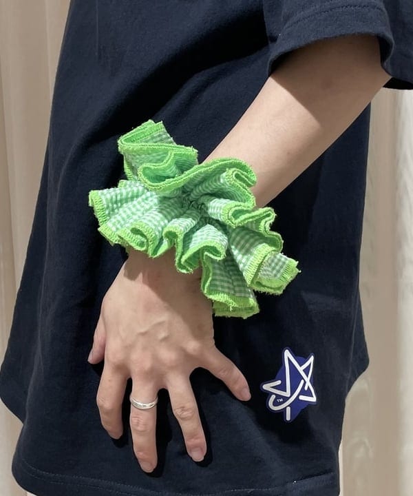 マツミヤさんの「BEAMS WOMEN｜ストレッチ カプリ パンツ」を使ったコーディネート