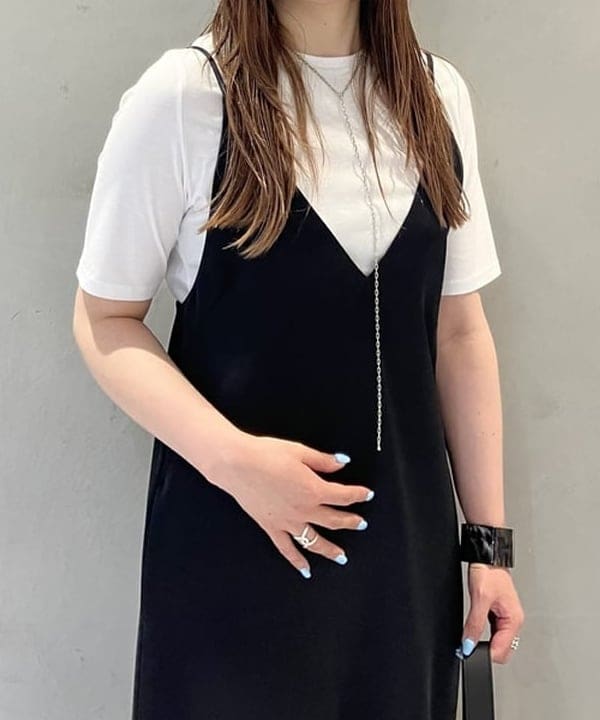 CHIHIROさんの「BEAMS WOMEN｜ダブルストラップ キャミソール ワンピース」を使ったコーディネート