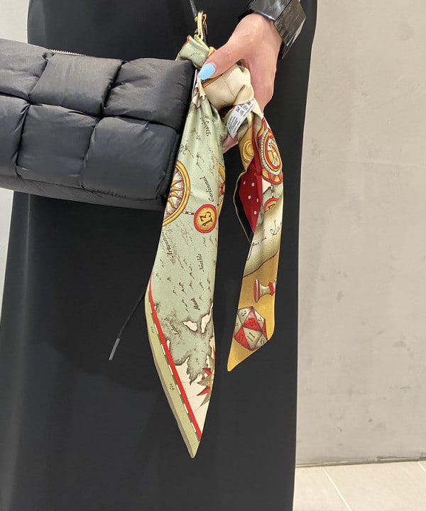 CHIHIROさんの「BEAMS WOMEN｜ダブルストラップ キャミソール ワンピース」を使ったコーディネート