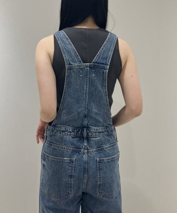 OSUMIさんの「BEAMS WOMEN｜upper hights / THE LEO サロペット」を使ったコーディネート