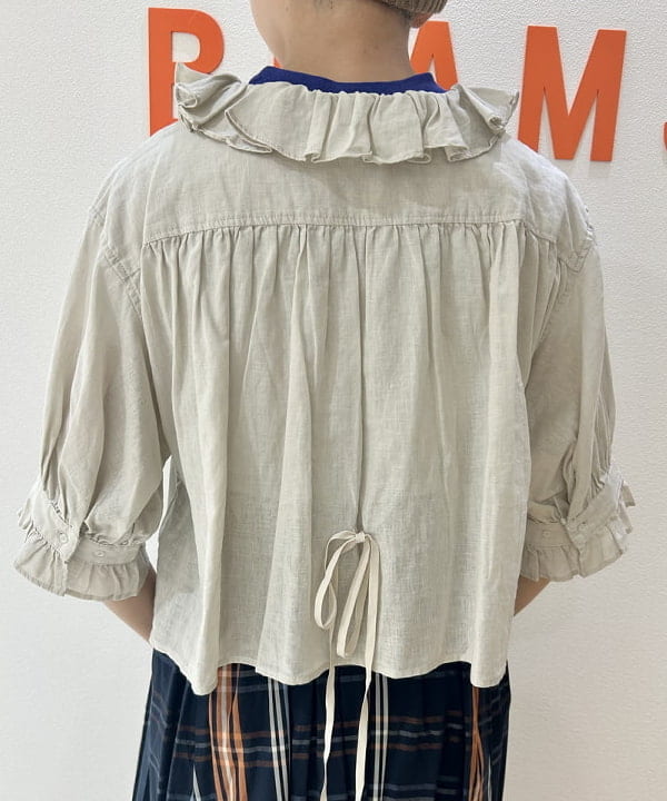 MATSUMOTO AMIさんの「BEAMS WOMEN｜【別注】BAG&rsquo;n&rsquo;NOUN / NYLON PACK MAT」を使ったコーディネート