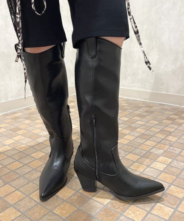 まゆちゃんさんの「BEAMS WOMEN｜GHOSPELL / Mattie TOP」を使ったコーディネート