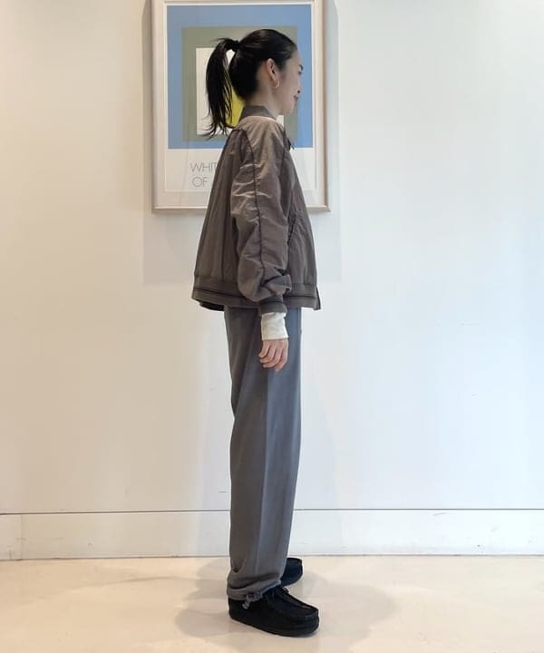 津藤 理佐子さんの「BEAMS WOMEN｜バーシティー ブルゾン」を使ったコーディネート