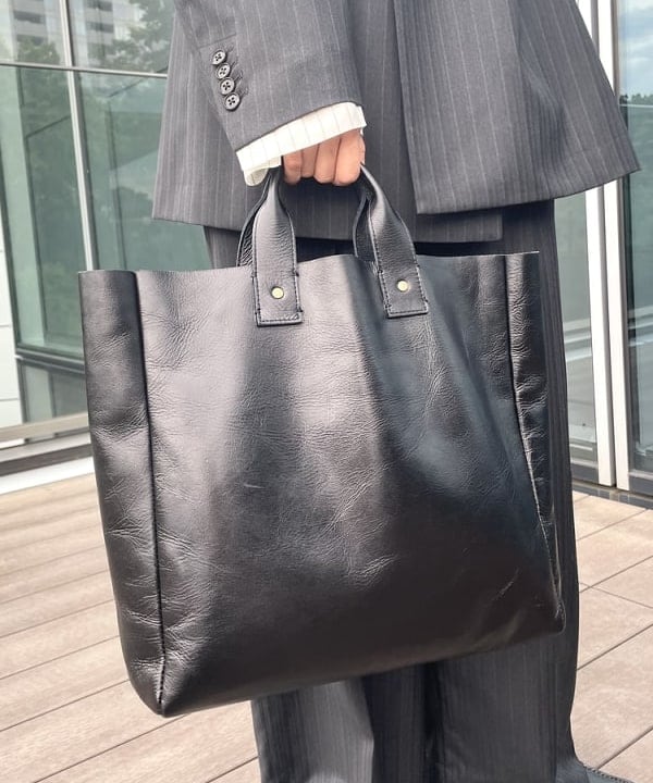 津藤 理佐子さんの「BEAMS WOMEN｜Paraboot / 別注 BAHAMAS」を使ったコーディネート