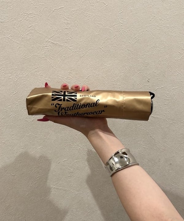 大槻 まひろさんの「BEAMS WOMEN｜【別注】ne Quittez pas / ポプリン タック ワンピース」を使ったコーディネート