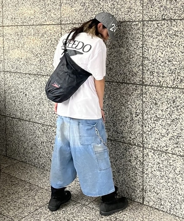 菊田 悠さんの「BEAMS WOMEN｜クォーターレングス ペインターデニム」を使ったコーディネート