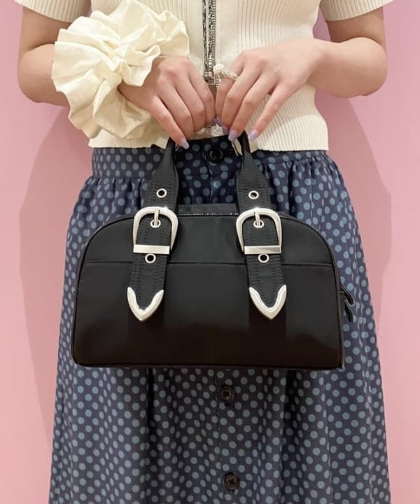 晶さんの「BEAMS WOMEN｜ハーフスリーブ ジップ ポロ カーディガン」を使ったコーディネート