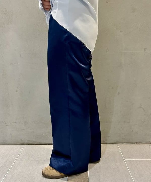 ナツハさんの「BEAMS WOMEN｜maturely / アムンゼン ラッフル ブラウス」を使ったコーディネート