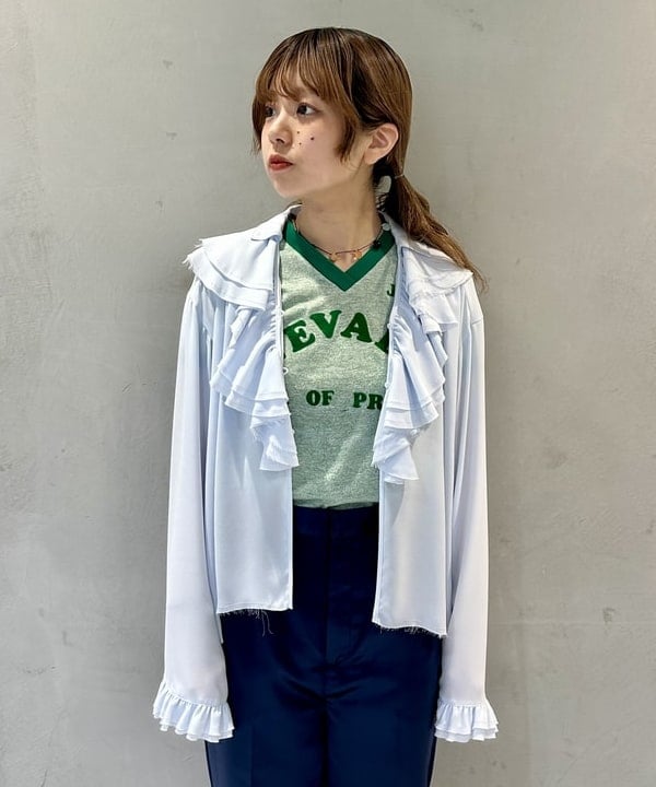 ナツハさんの「BEAMS WOMEN｜maturely / アムンゼン ラッフル ブラウス」を使ったコーディネート