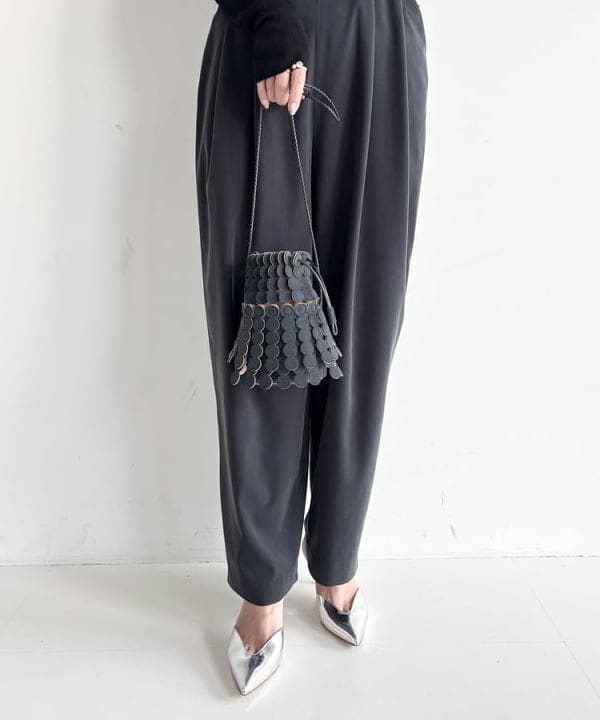 AONO SHIKAMAさんの「BEAMS WOMEN｜キュプラ ドレープ オールインワン」を使ったコーディネート