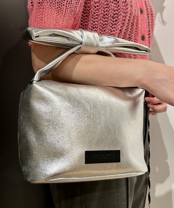 早川 萌子さんの「BEAMS WOMEN｜シャギー メッシュ ポロ カーディガン」を使ったコーディネート