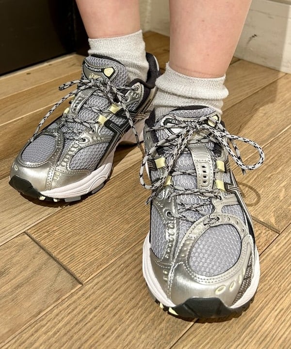 早川 萌子さんの「BEAMS WOMEN｜シャギー メッシュ ポロ カーディガン」を使ったコーディネート