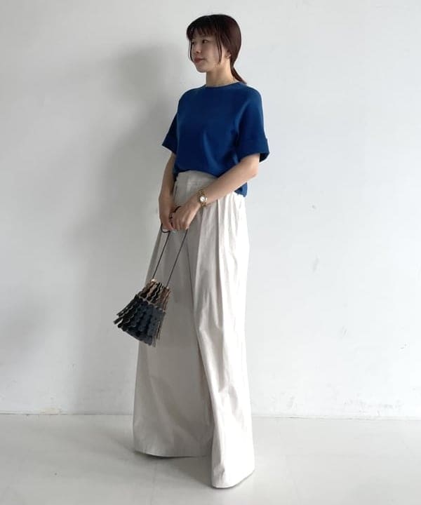 SAKAIさんの「BEAMS WOMEN｜AK+1 / コットン ワイドパンツ」を使ったコーディネート