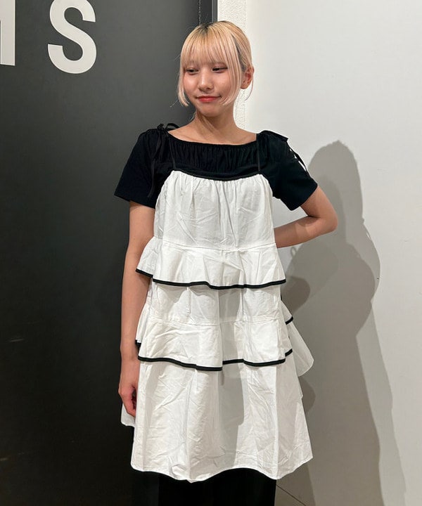 佐藤 亜美さんの「BEAMS WOMEN｜1タック ストレート パンツ | 新生活・通勤・通学・オフィスカジュアル・オンオフ兼用・好印象コーデ」を使ったコーディネート