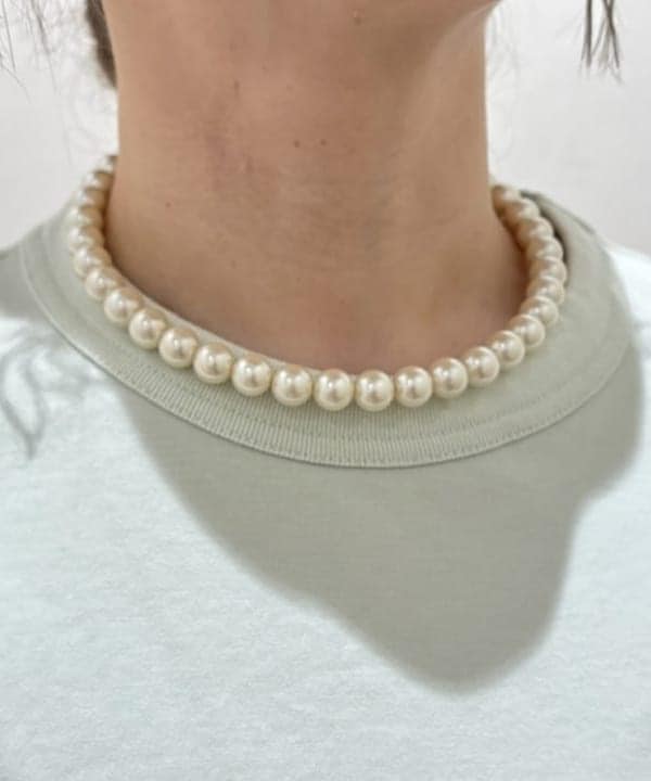 YABUさんの「BEAMS WOMEN｜GHOSPELL / Billie-Jean Trousers」を使ったコーディネート