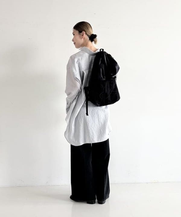 AONO SHIKAMAさんの「BEAMS WOMEN｜AK+1 / シアー ストライプ シャツ」を使ったコーディネート