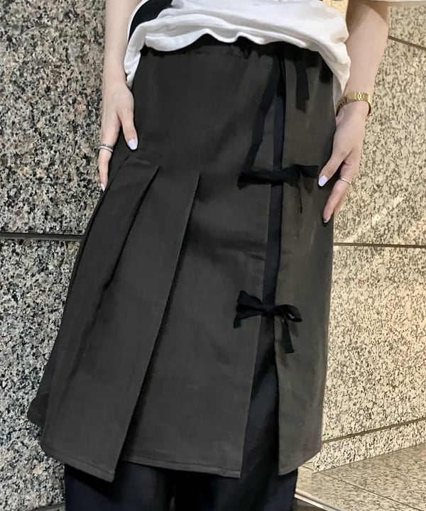 小原 もこさんの「BEAMS WOMEN｜WAREHOUSE & CO. / 別注 ステンシル13 Tシャツ」を使ったコーディネート