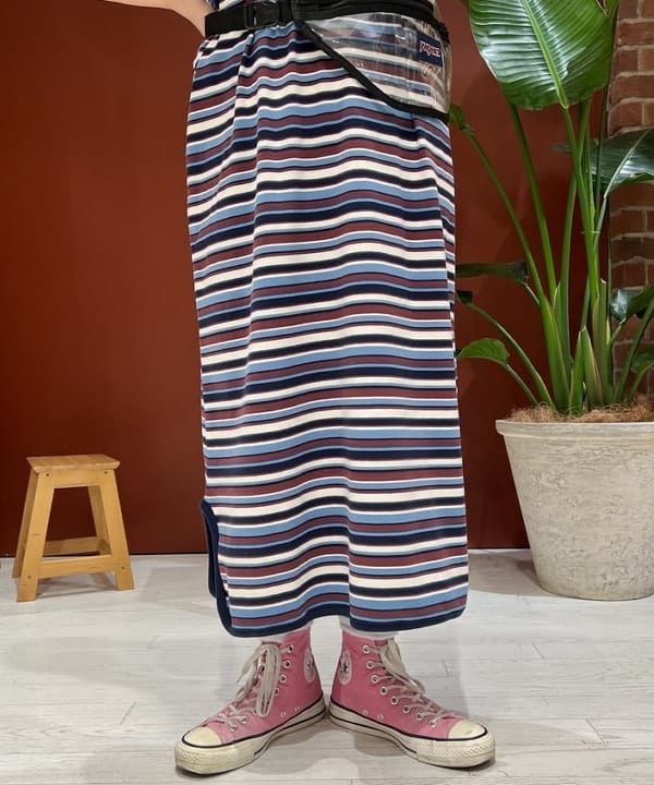 エノモト アミさんの「BEAMS WOMEN｜ナンバリング プリント フットボール ショートスリーブ」を使ったコーディネート