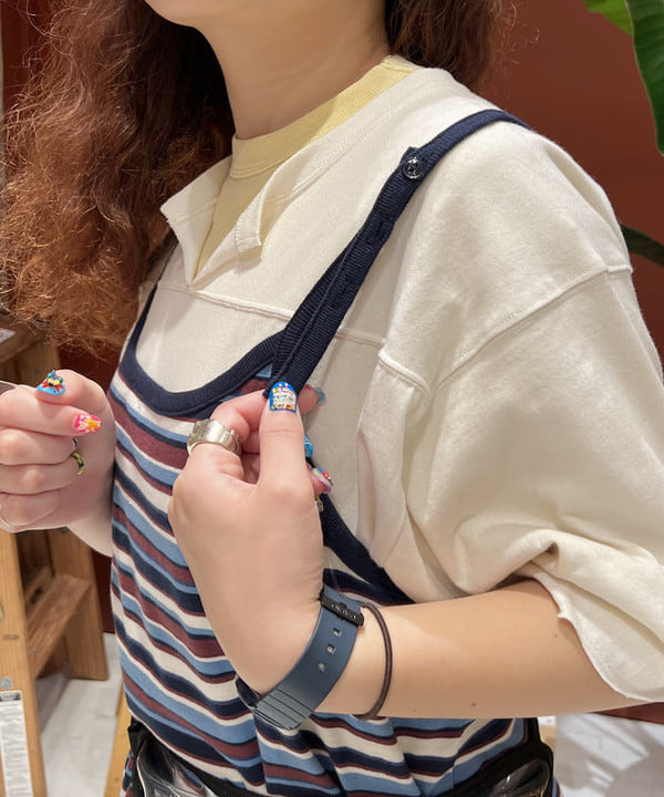 エノモト アミさんの「BEAMS WOMEN｜ナンバリング プリント フットボール ショートスリーブ」を使ったコーディネート