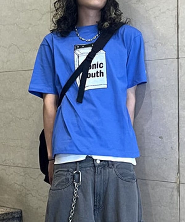 菊田 悠さんの「BEAMS WOMEN｜【別注】Champion &times; SONIC YOUTH / SHORT SLEEVE T-SHIRT 25SS」を使ったコーディネート