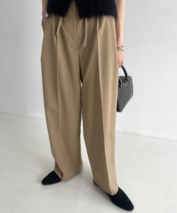 SAKAIさんの「BEAMS WOMEN｜モヘヤ ハーフスリーブ 2WAY プルオーバー」を使ったコーディネート