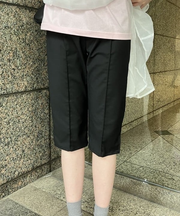 加歩さんの「BEAMS WOMEN｜【別注】GOOD ROCK SPEED / LIFE PC 箔プリント Tシャツ」を使ったコーディネート