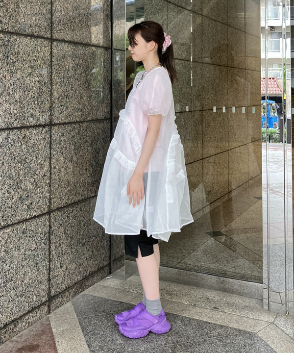 加歩さんの「BEAMS WOMEN｜【別注】GOOD ROCK SPEED / LIFE PC 箔プリント Tシャツ」を使ったコーディネート