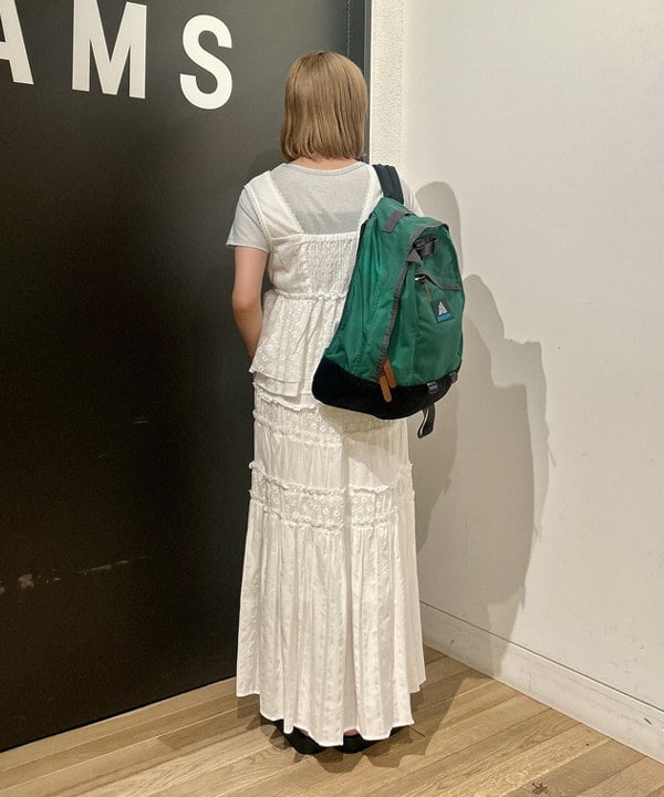 早川 萌子さんの「BEAMS WOMEN｜ラメ クロップド クルーネック Tシャツ」を使ったコーディネート