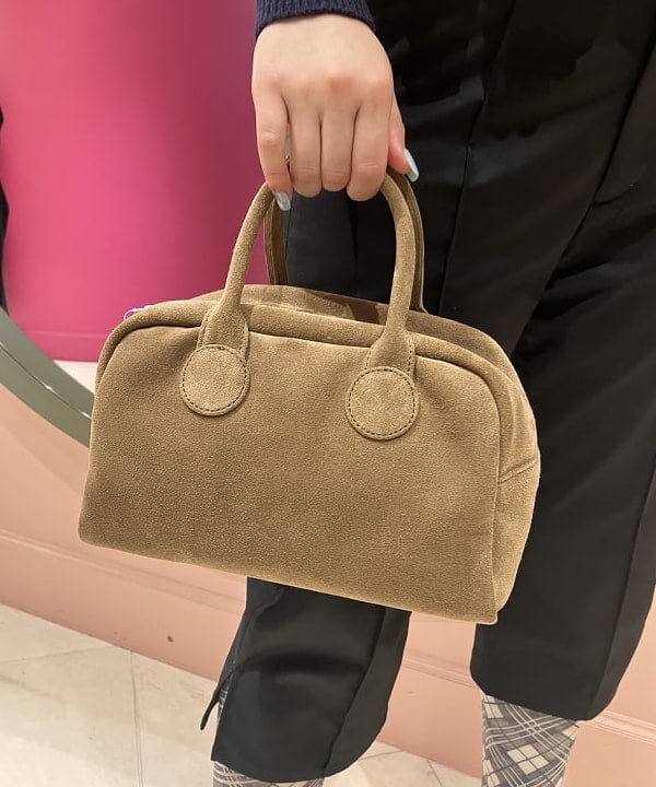 渡邊 舞さんの「BEAMS WOMEN｜ストレッチ カプリ パンツ」を使ったコーディネート