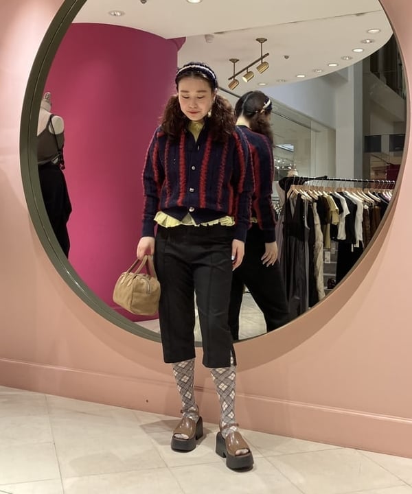 渡邊 舞さんの「BEAMS WOMEN｜ストレッチ カプリ パンツ」を使ったコーディネート