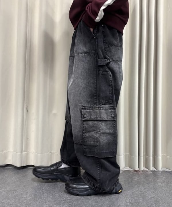 中嶋 大介さんの「BEAMS WOMEN｜ワイドストレート ダック ダブルニー カーゴパンツ」を使ったコーディネート