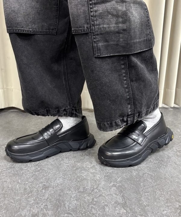 中嶋 大介さんの「BEAMS WOMEN｜ワイドストレート ダック ダブルニー カーゴパンツ」を使ったコーディネート