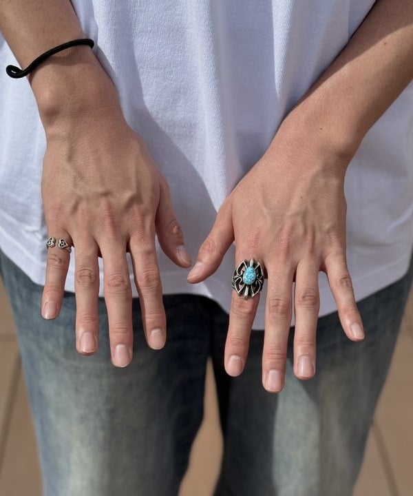 植木 竜也さんの「BEAMS WOMEN｜ARC&rsquo;TERYX / Mantis 30 Bag Pack」を使ったコーディネート