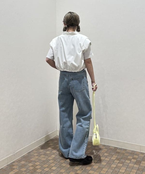 YABUさんの「BEAMS WOMEN｜ショルダーパッド フレンチスリーブ シャツ」を使ったコーディネート