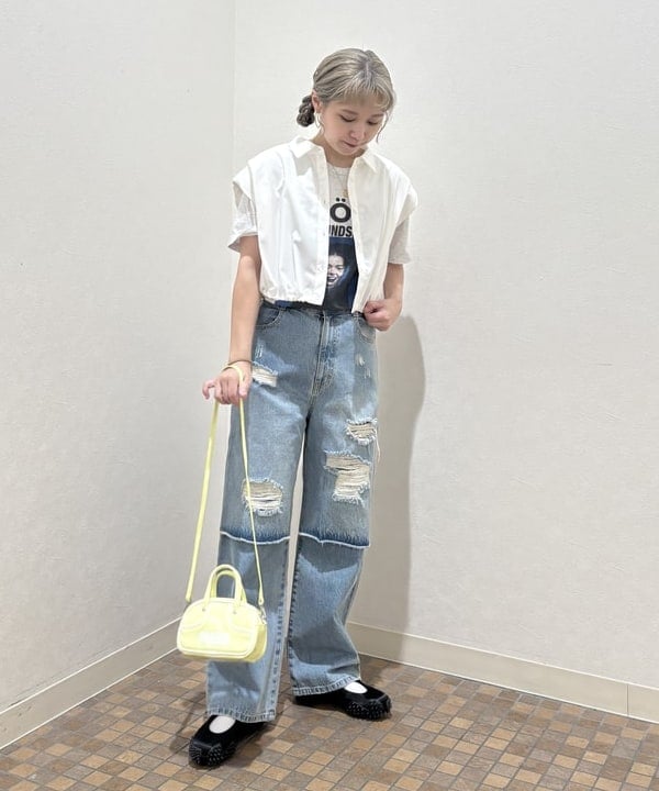 YABUさんの「BEAMS WOMEN｜ショルダーパッド フレンチスリーブ シャツ」を使ったコーディネート