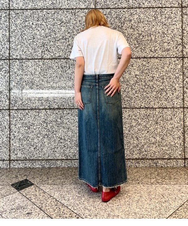 あすかさんの「BEAMS WOMEN｜【別注】RED CARD TOKYO / Cameron デニムスカート」を使ったコーディネート