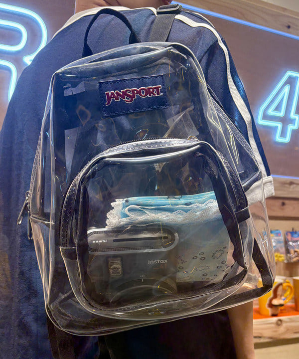 みりさんの「JANSPORT / クリア ミニ パック」を使ったコーディネート