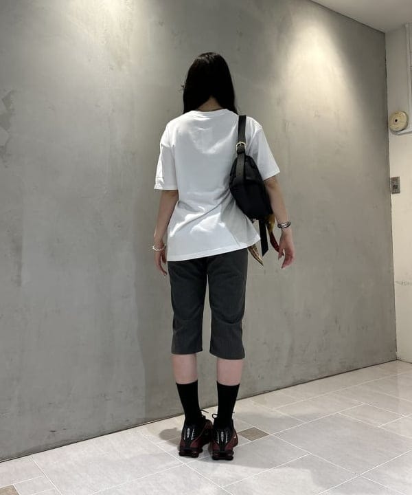 桃羽さんの「BEAMS WOMEN｜ストレッチ カプリ パンツ」を使ったコーディネート