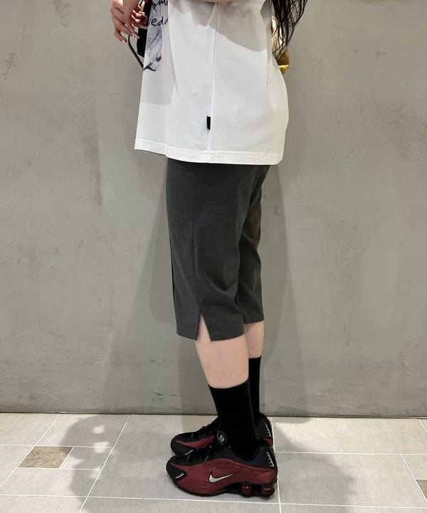 桃羽さんの「BEAMS WOMEN｜ストレッチ カプリ パンツ」を使ったコーディネート