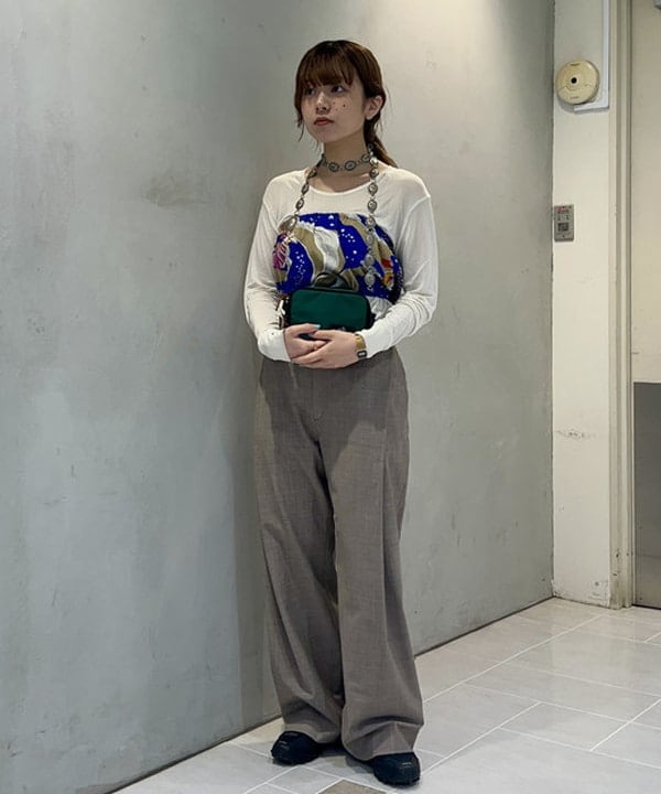 ナツハさんの「BEAMS WOMEN｜ARROW NOVELTY / コンチョ ベルト 22FW」を使ったコーディネート