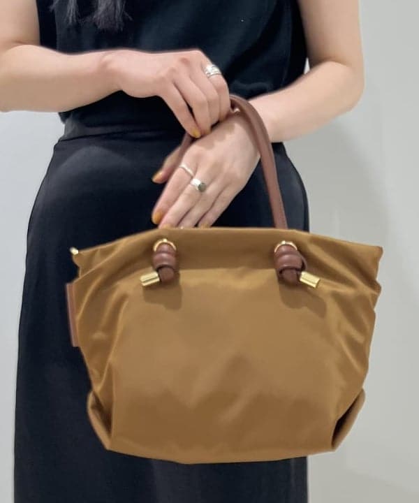 OSUMIさんの「BEAMS WOMEN｜VIOLAd’ORO / BIANCA ナイロン トートバッグ S」を使ったコーディネート