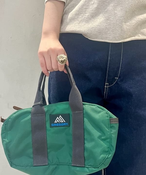 髙田 ユウさんの「BEAMS WOMEN｜【別注】Healthknit / BB ヘンリーネック Tシャツ ７分袖」を使ったコーディネート